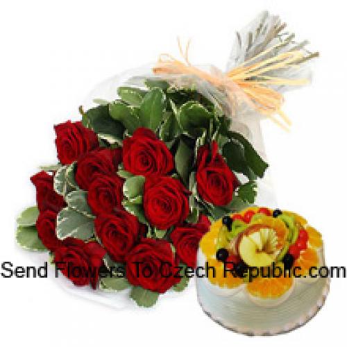 11 Beautiful Roses with 1/2 Kg Fruit Cake